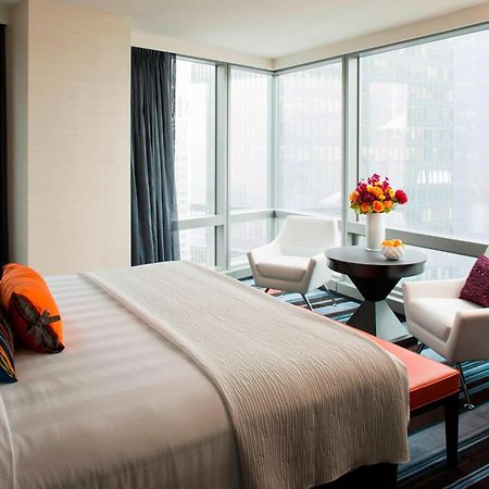 Courtyard By Marriott New York Manhattan/Central Park Exterior photo