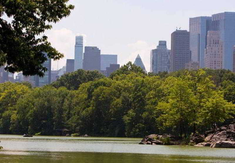 Courtyard By Marriott New York Manhattan/Central Park Exterior photo