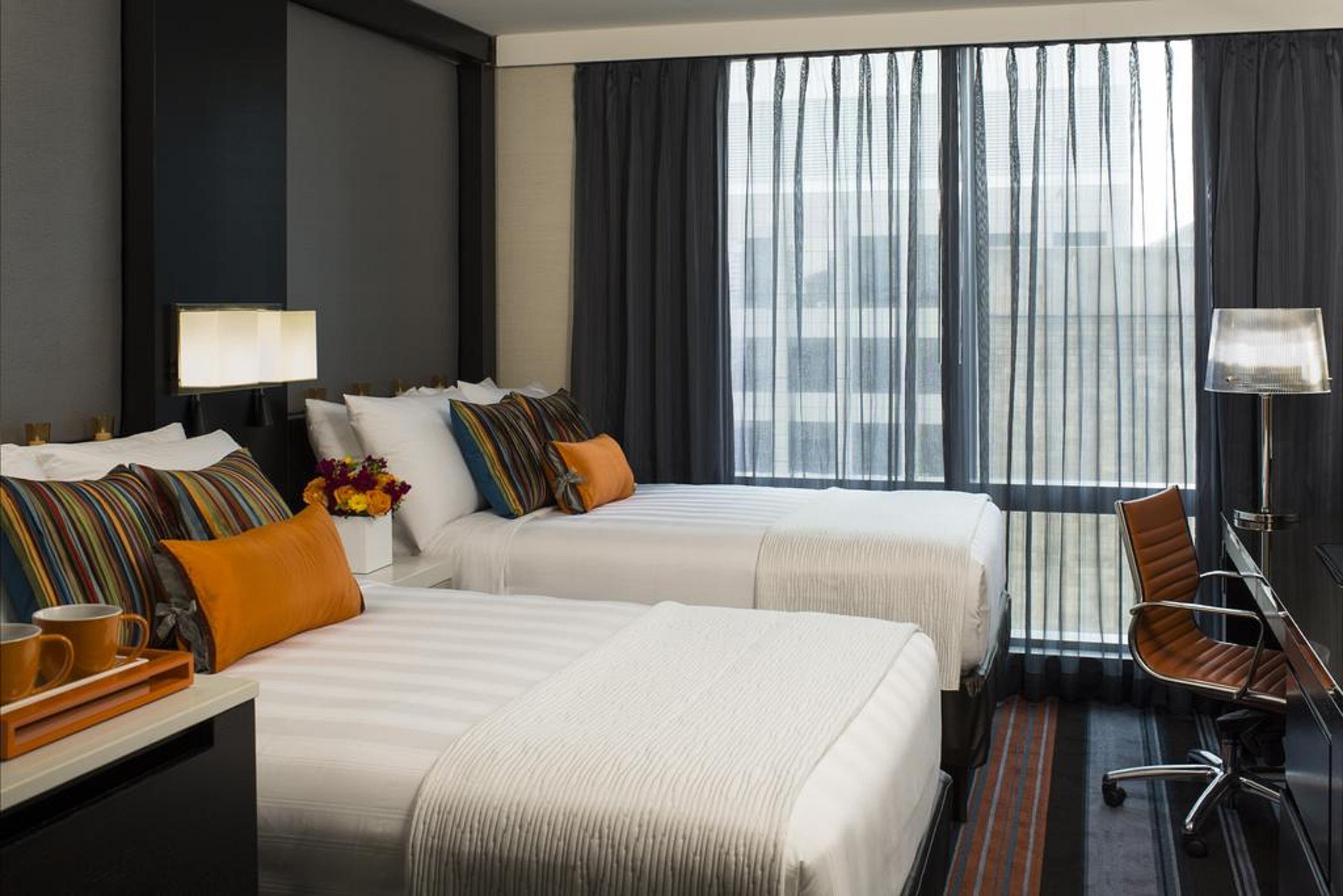 Courtyard By Marriott New York Manhattan/Central Park Exterior photo