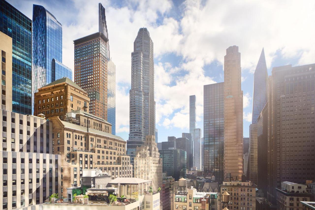 Courtyard By Marriott New York Manhattan/Central Park Exterior photo