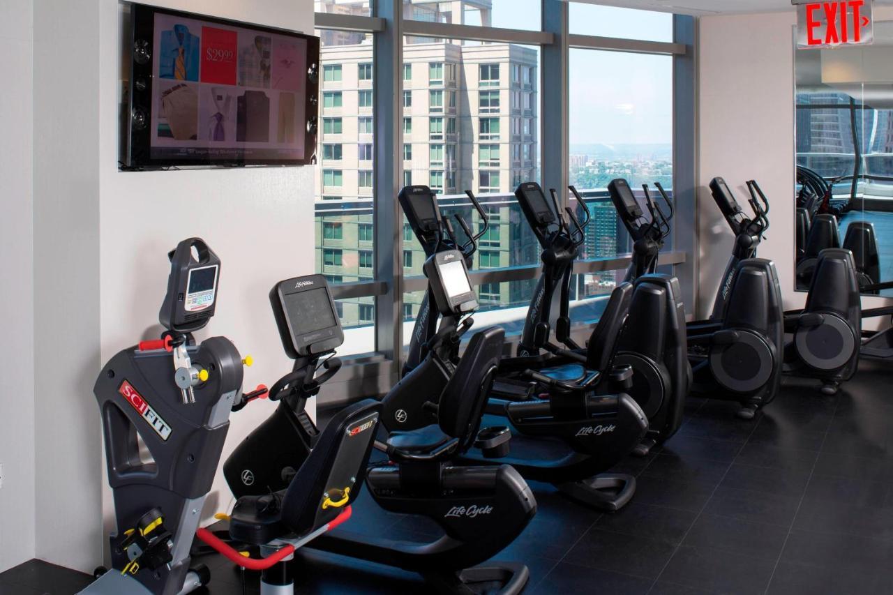Courtyard By Marriott New York Manhattan/Central Park Exterior photo