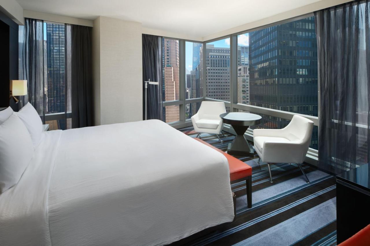 Courtyard By Marriott New York Manhattan/Central Park Exterior photo