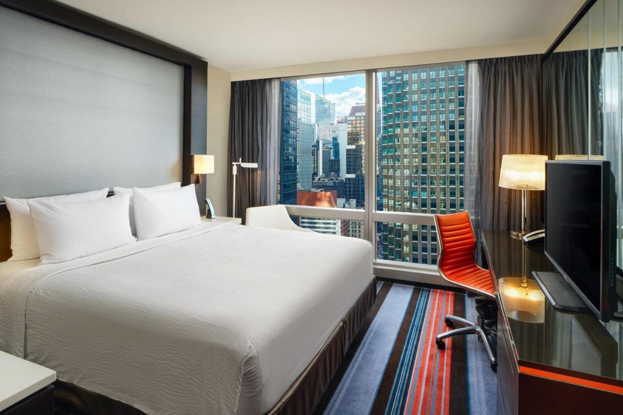 Courtyard By Marriott New York Manhattan/Central Park Exterior photo