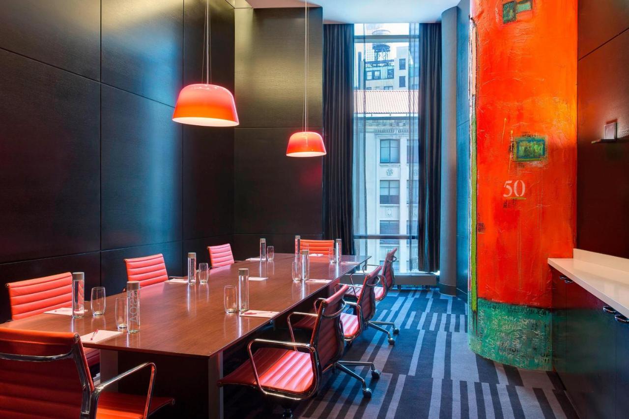 Courtyard By Marriott New York Manhattan/Central Park Exterior photo