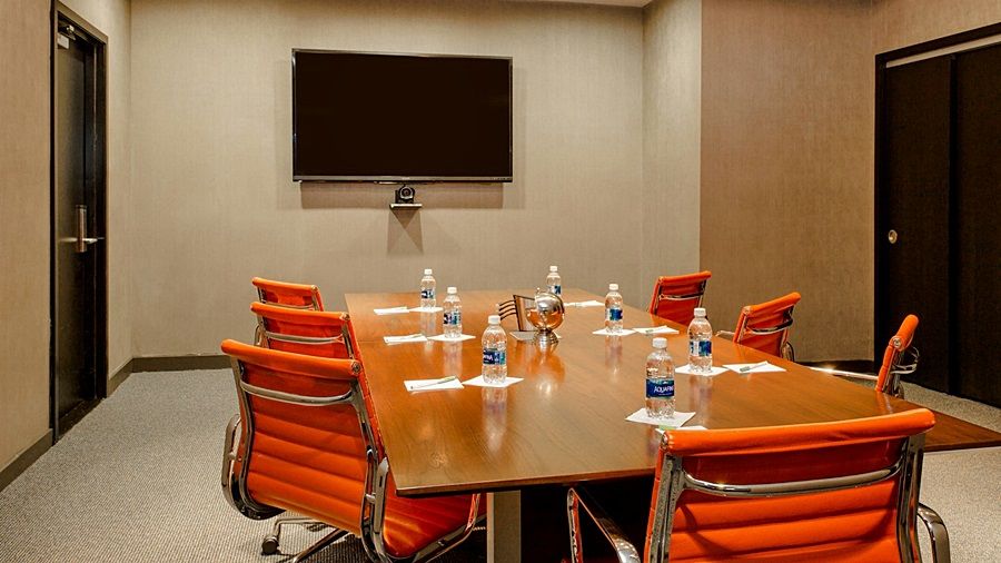 Courtyard By Marriott New York Manhattan/Central Park Exterior photo
